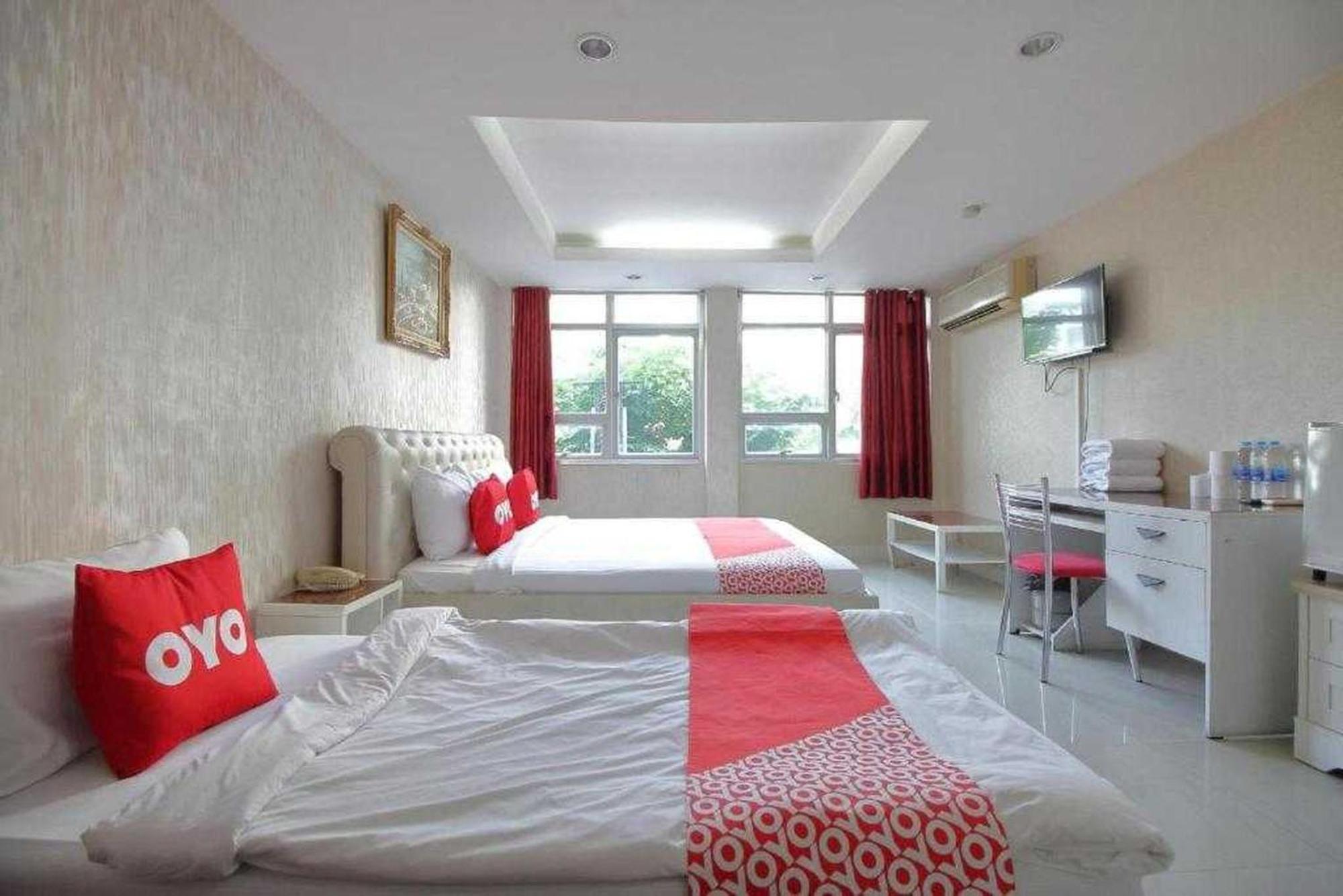 Oyo Diamond Silom Hotel 3*