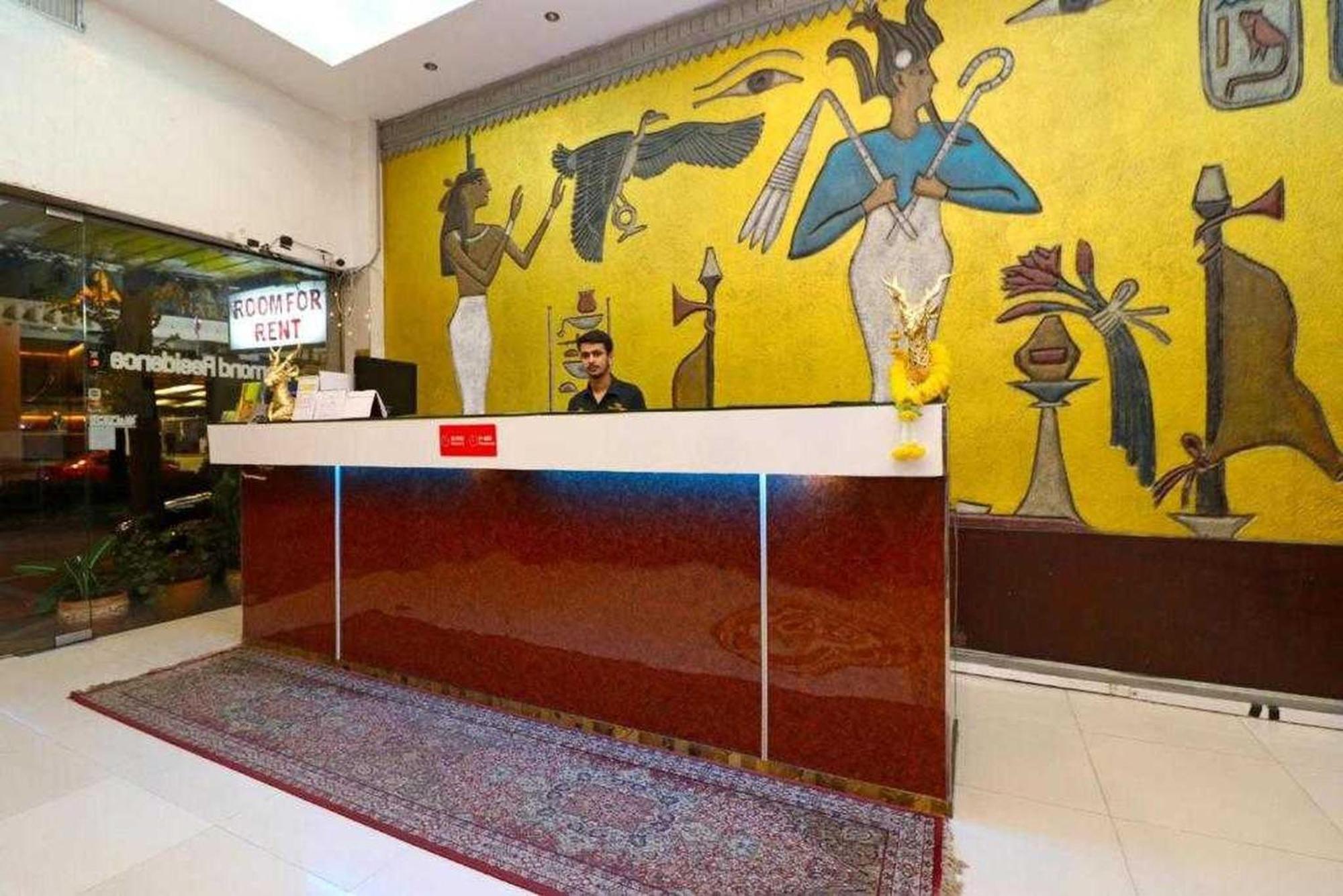 Oyo Diamond Silom Hotel 3*